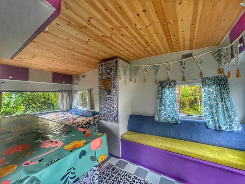 Retro Caravans At Valentia Island Escape Hotel Chapeltown Luaran gambar