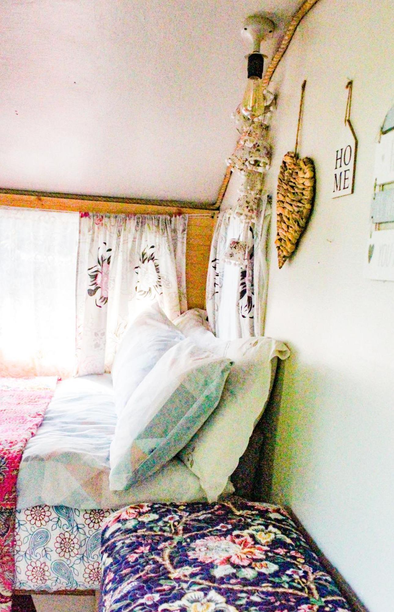 Retro Caravans At Valentia Island Escape Hotel Chapeltown Luaran gambar
